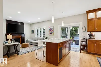 Interior photo 2 of 1015 CARTER CREST RD NW