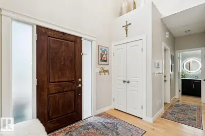 Interior photo 1 of 1015 CARTER CREST RD NW