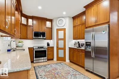 Interior photo 4 of 1015 CARTER CREST RD NW