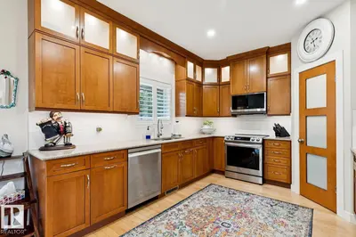 Interior photo 3 of 1015 CARTER CREST RD NW