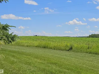 Interior photo 4 of 57415 Range Road 93