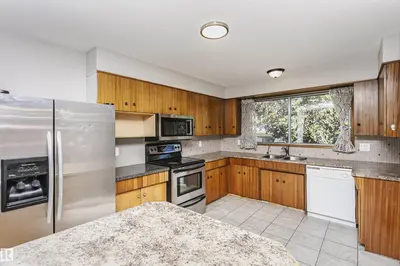 Interior photo 4 of 11440 44A AV NW