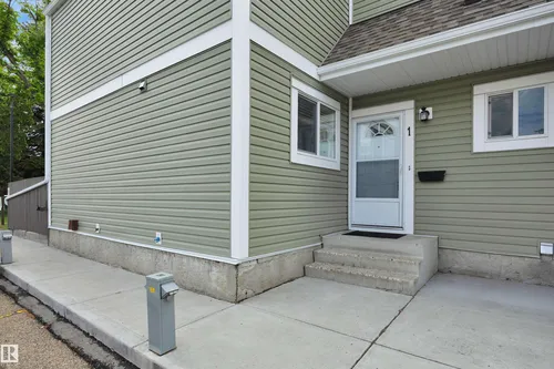 #1 1820 56 ST NW, Edmonton - $239,000