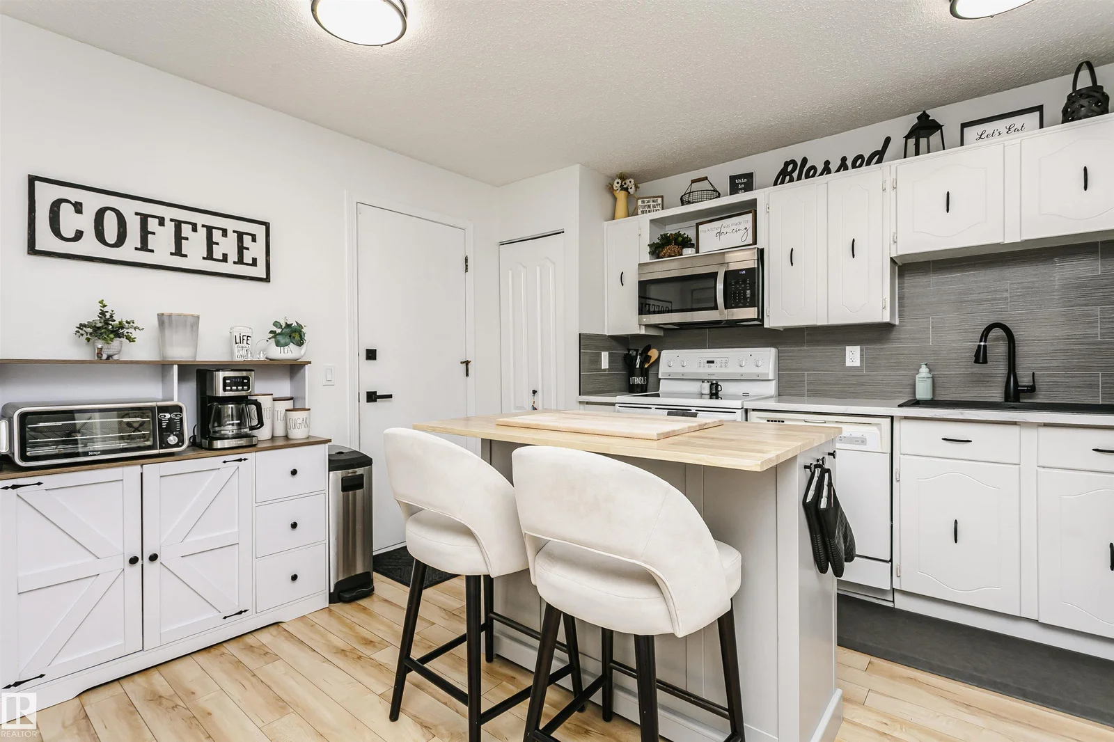 106 FOREST GV, St. Albert - 3 bedroom Townhouse for sale