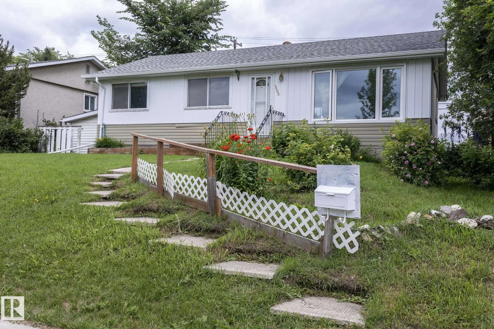 5608 122 AV NW, Edmonton - 3 bedroom Detached Single Family for sale
