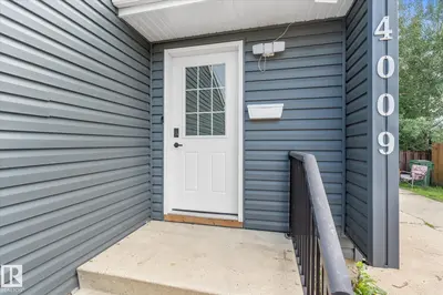 Interior photo 1 of 4009 37 AV NW