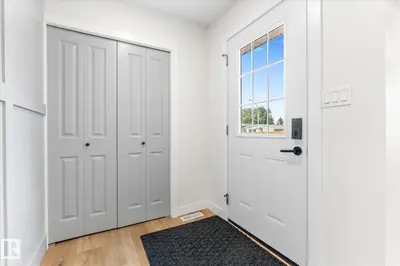 Interior photo 2 of 4009 37 AV NW