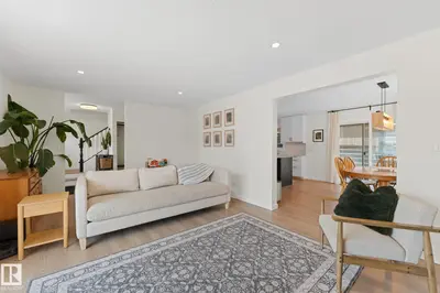 Interior photo 3 of 354 VILLAGE DR