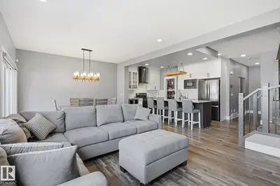Interior photo 4 of 14 COPPERHAVEN DR