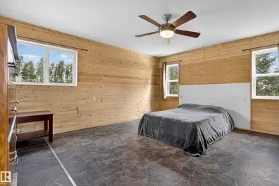 Interior photo 4 of 11517 TWP RD 541A