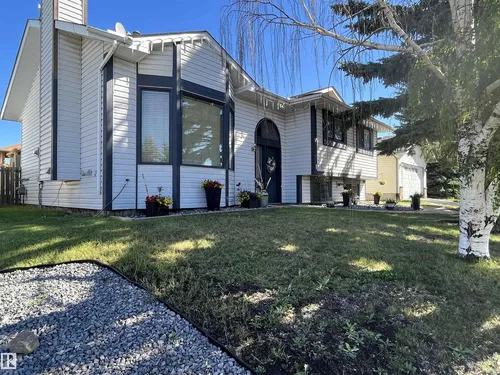 5134 59 AV, Elk Point - $270,000