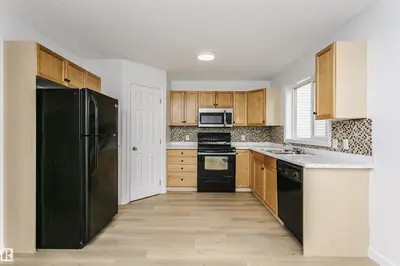 Interior photo 2 of 37 SUNTREE PM