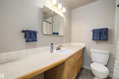 Interior photo 2 of #4 8803 101 ST NW