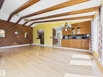 Interior photo 4 of 18634 99A AV NW