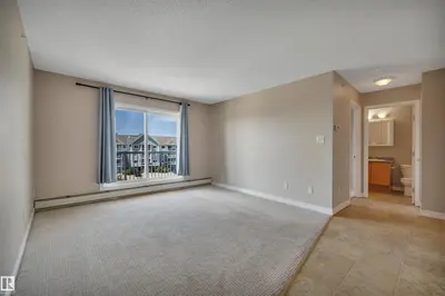 Interior photo 1 of #412 70 WOODSMERE CL