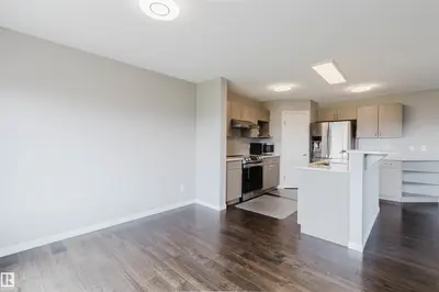 Interior photo 4 of 16627 18 AV SW