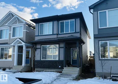 Interior photo 1 of 6343 KING WD SW