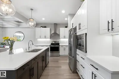 Interior photo 4 of 27 HICKORY RD