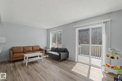 Interior photo 4 of #5 14603 MILLER BV NW