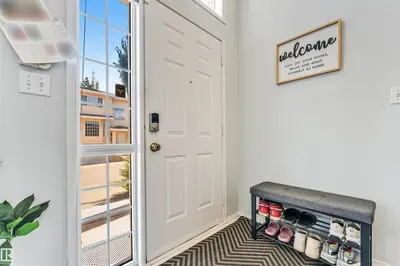 Interior photo 2 of 1646 Jamha Rd NW