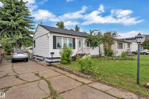 9606 161 ST NW, Edmonton - $429,000