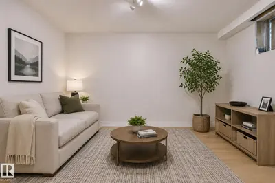 Interior photo 2 of 11507 40 AV NW