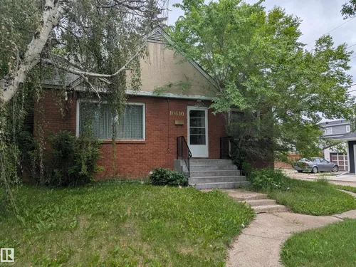 10610 60A AV NW, Edmonton - $569,900