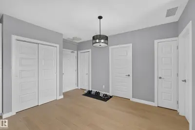 Interior photo 2 of #706 5151 WINDERMERE BV SW