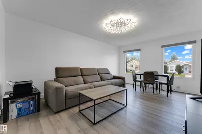 Interior photo 4 of 4603 36 AV NW NW
