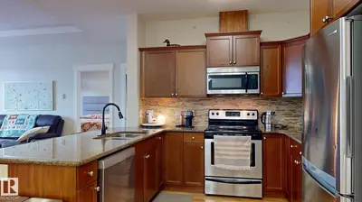 Interior photo 3 of #435 511 QUEEN ST