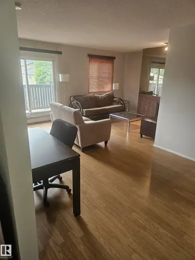 Interior photo 2 of 