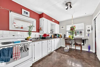 Interior photo 3 of 11939 89 ST NW