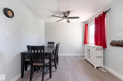 Interior photo 4 of 13617 28 ST NW