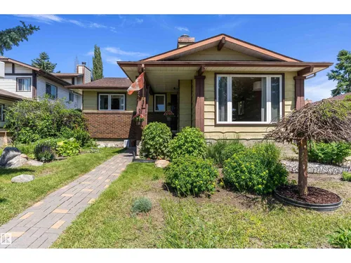12256 144 AV NW, Edmonton - $389,000
