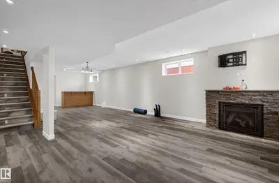 Interior photo 3 of 52003 RGE ROAD 273
