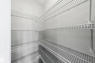 Interior photo 4 of #320 392 SILVER BERRY RD NW