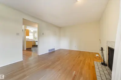 Interior photo 4 of 12062 25 AV NW