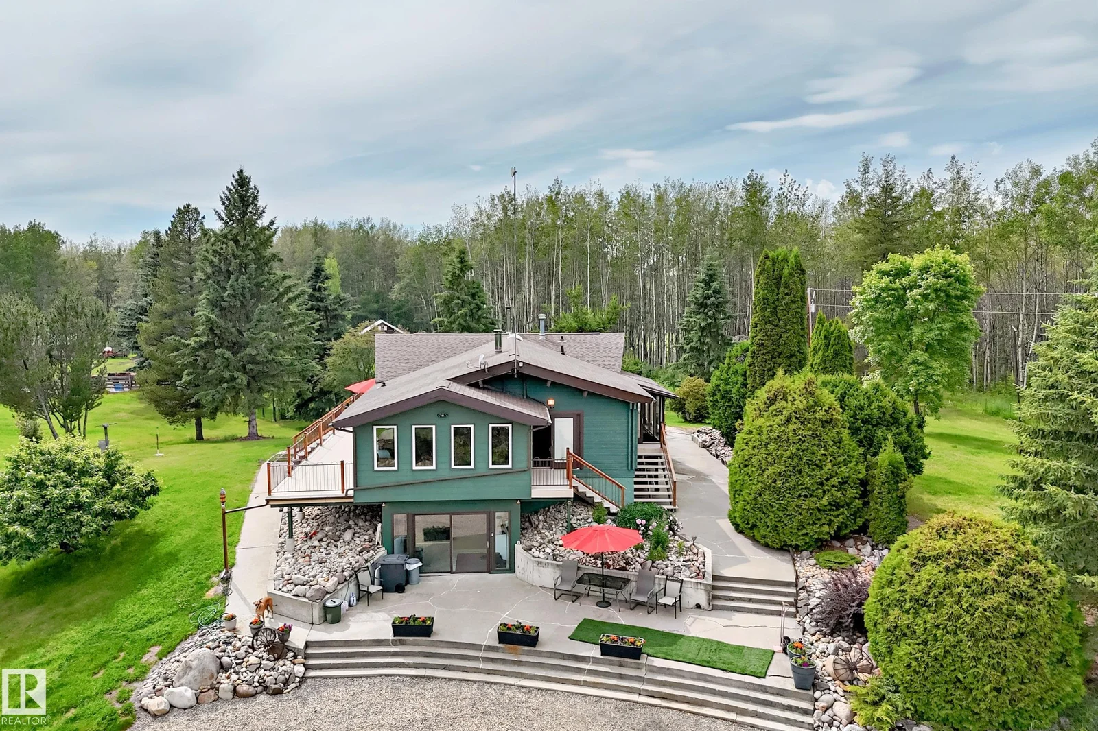 52110 & 52112 HGHWAY 759, Rural Parkland County - 4 bedroom Detached Single Family for sale