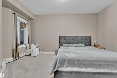 Interior photo 2 of #128 1008 ROSENTHAL BV NW