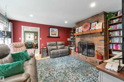 Interior photo 4 of 94 WOLF CR NW