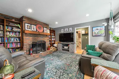 Interior photo 3 of 94 WOLF CR NW