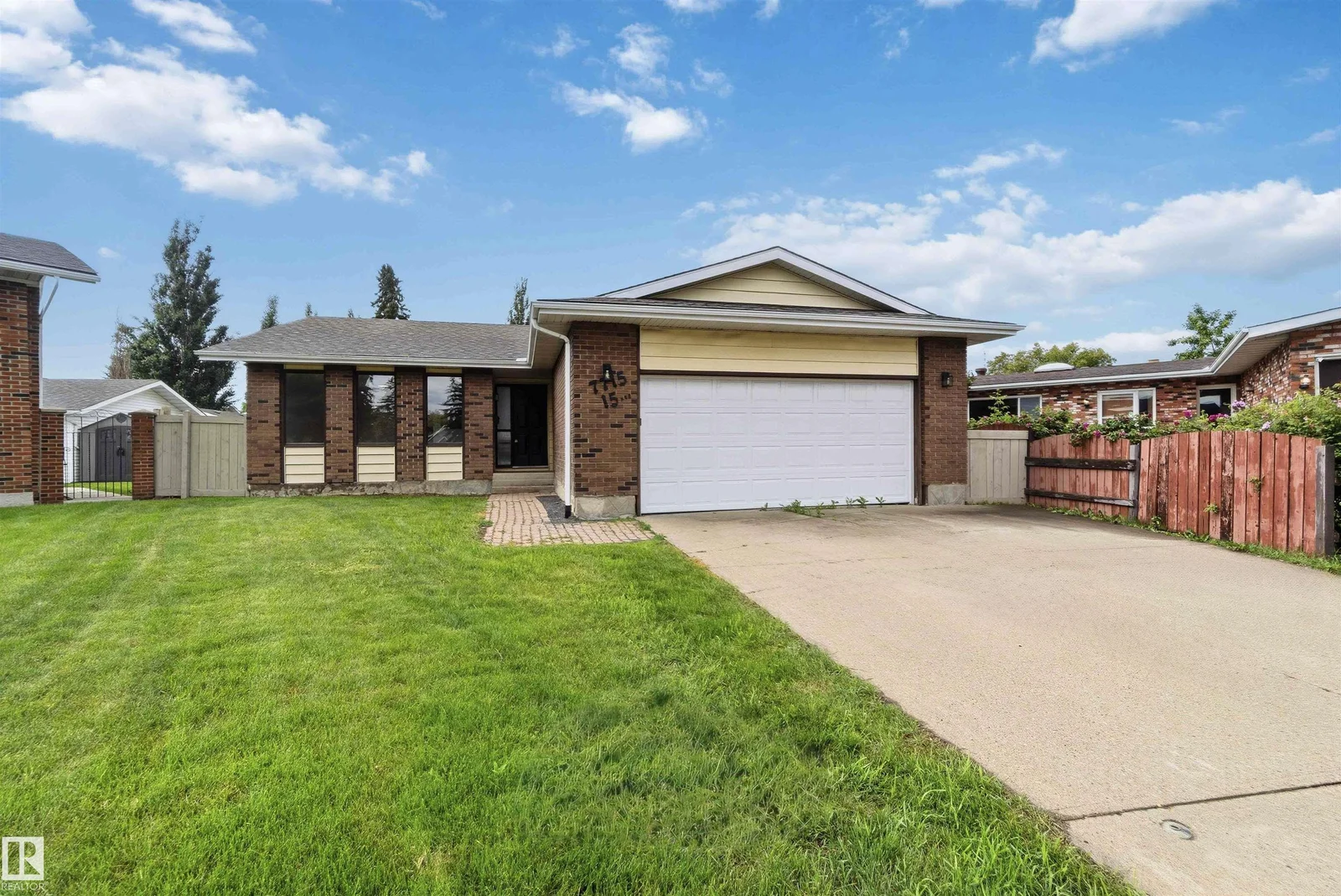 7715 15 AV NW, Edmonton - 5 bedroom Detached Single Family for sale