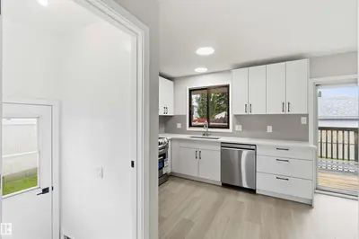 Interior photo 4 of 7715 15 AV NW