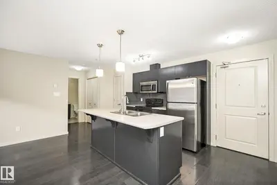Interior photo 2 of #112 340 WINDERMERE RD NW