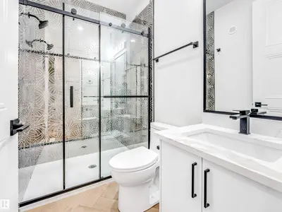 Interior photo 3 of 2346 63 AV NE