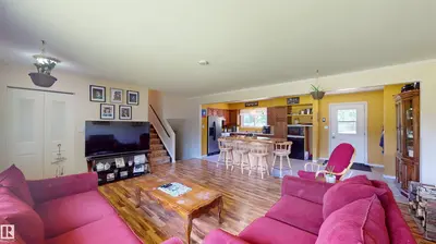 Interior photo 3 of 54207 RGE ROAD 52