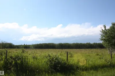 Interior photo 2 of RR 195 VICTORIA TRAIL