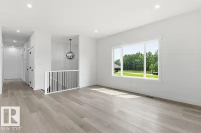 Interior photo 4 of #14 52510 RGE ROAD 25