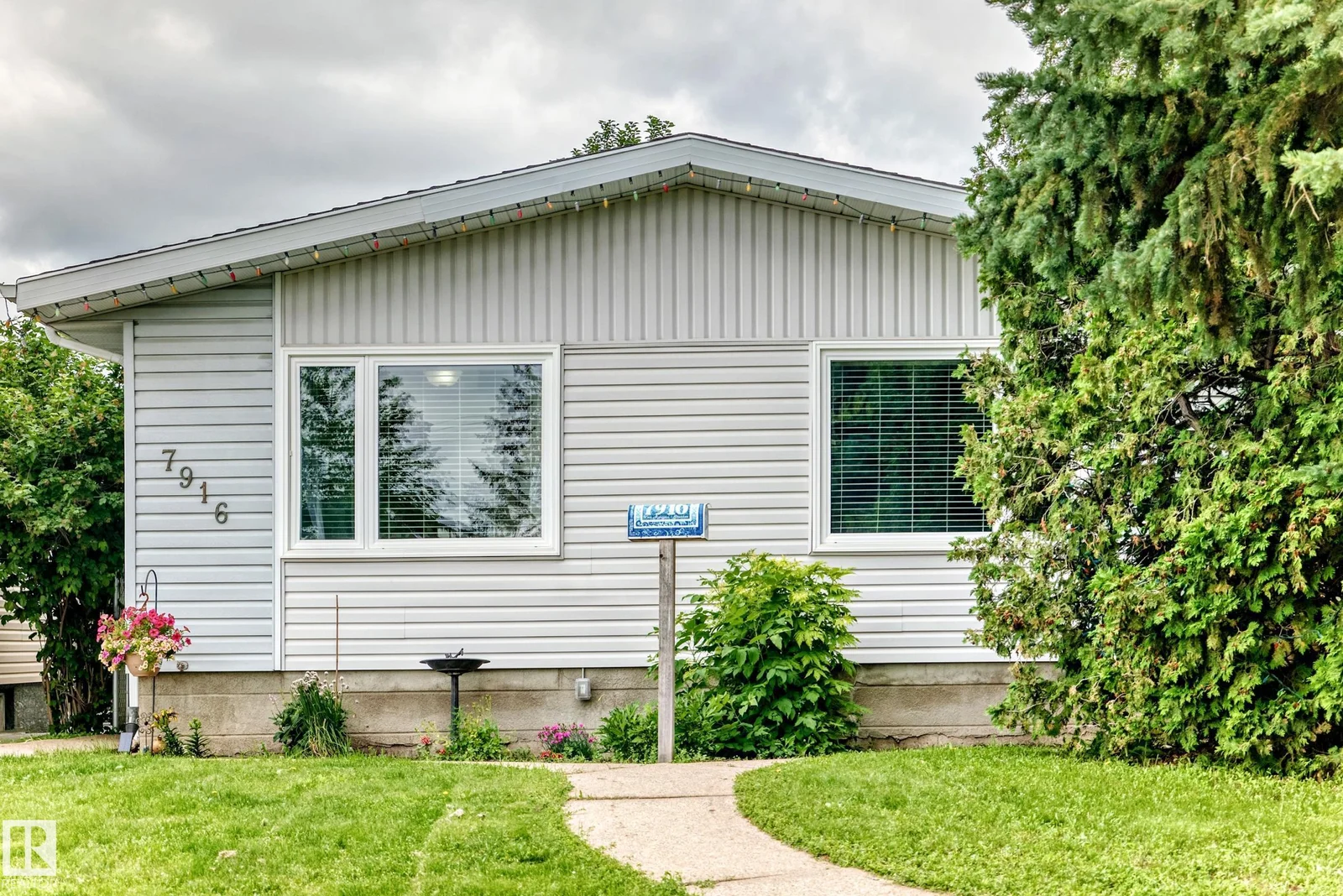 7916 130 AV NW, Edmonton - 4 bedroom Detached Single Family for sale