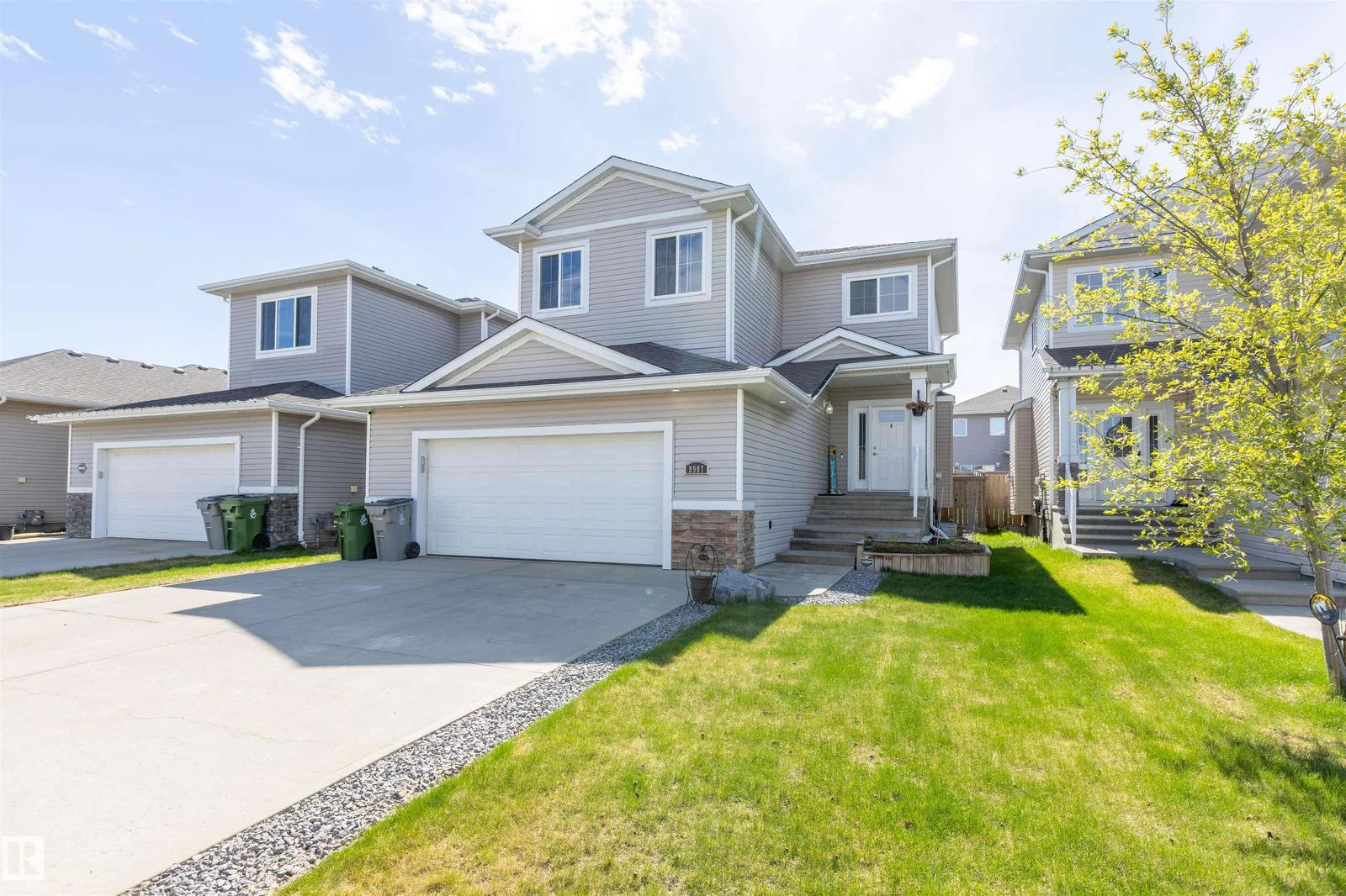 8907 97A AV, Morinville - 5 bedroom Detached Single Family for sale
